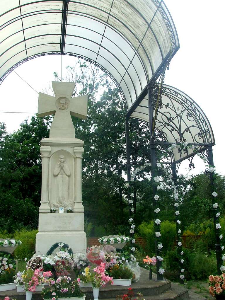 Пам'ятники - Pisochna
