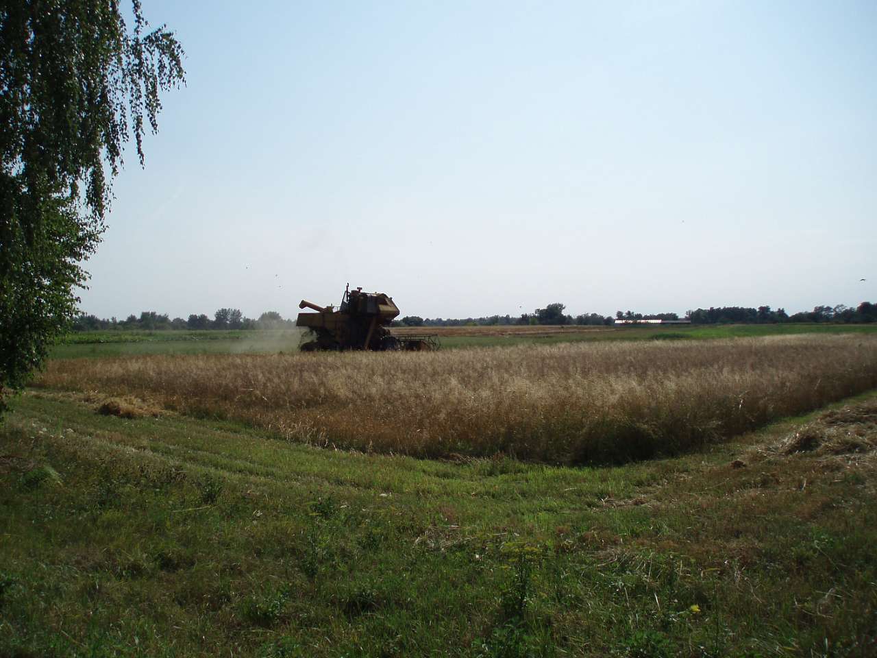 село та його жителі в різні часи - Харківці
