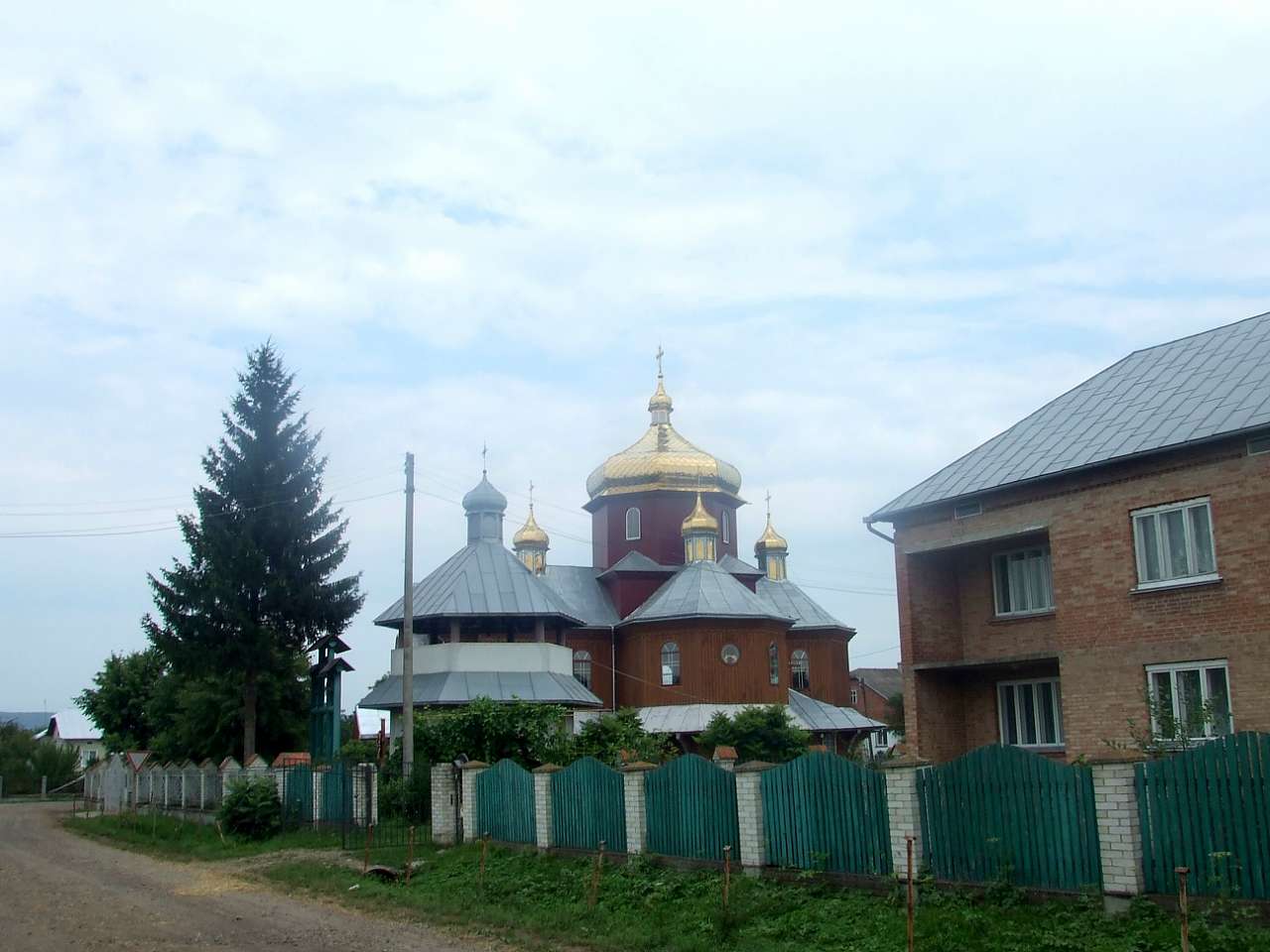 Церква святих Косми і Дем'яна - Chernytsya