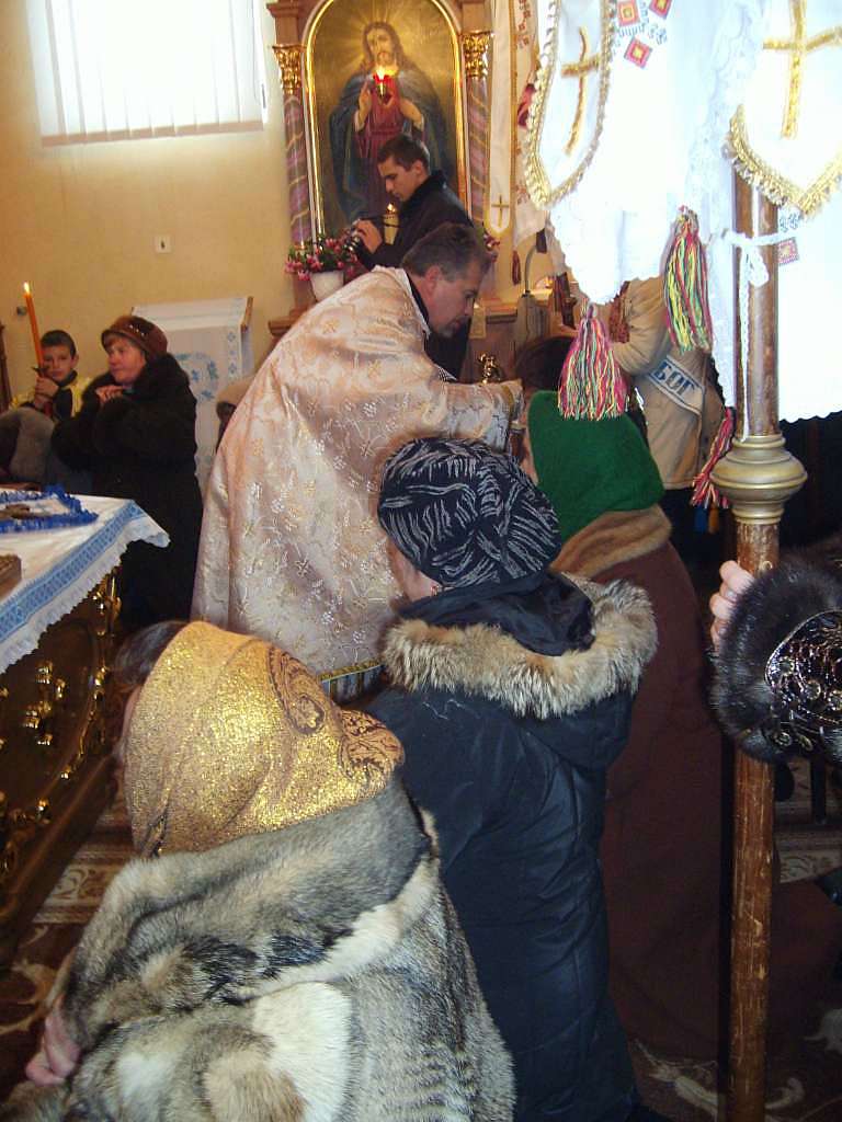 Церква введення в храм пресвятої Богородиці - Нижня Лукавиця