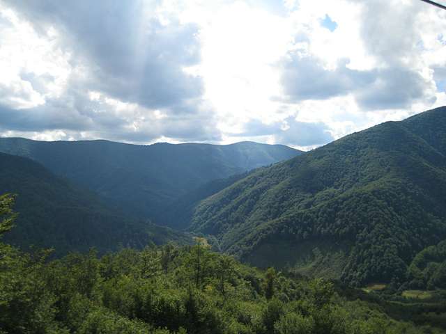Мальовничі гори Карпати - Міжгір'я