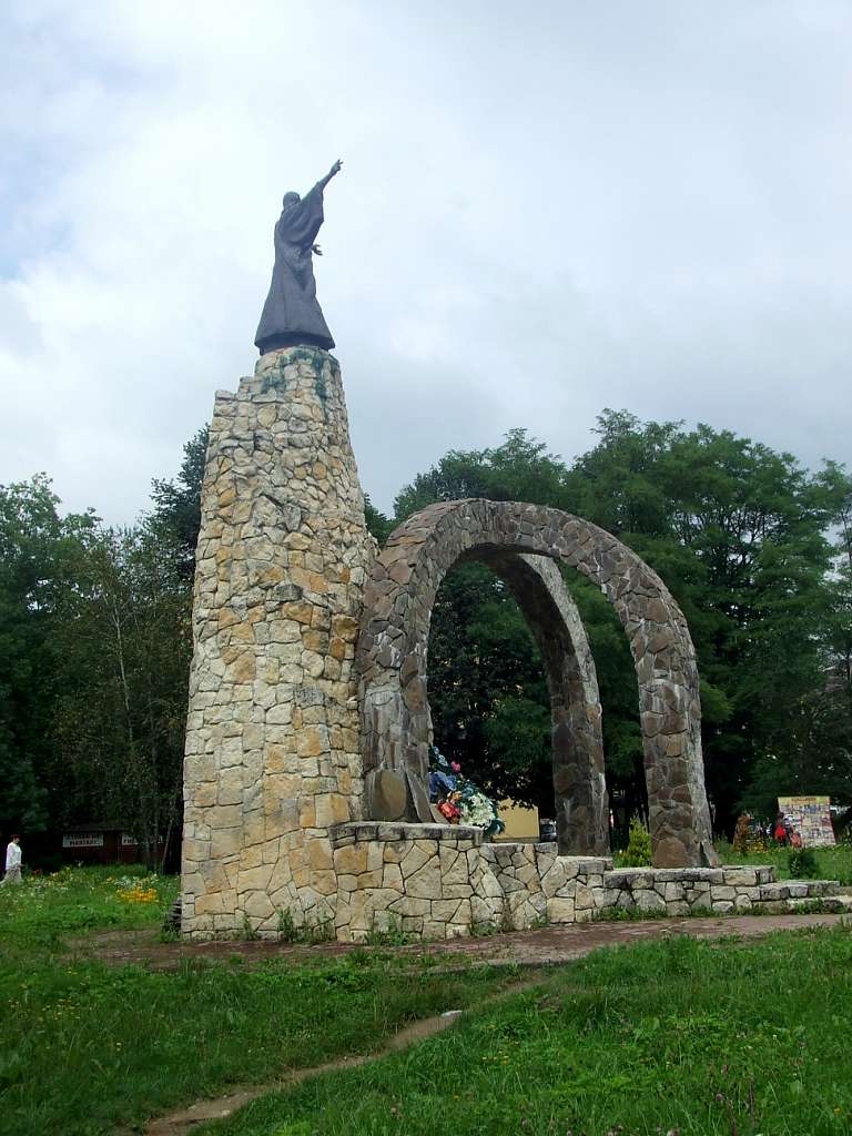 Пам'ятники, скульптури - Моршин