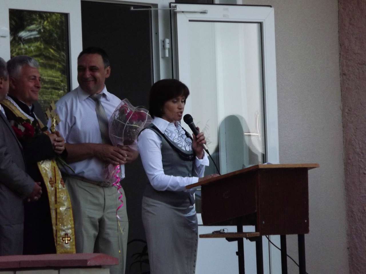 Первый звонок 1 сентября 2012 - Увисла