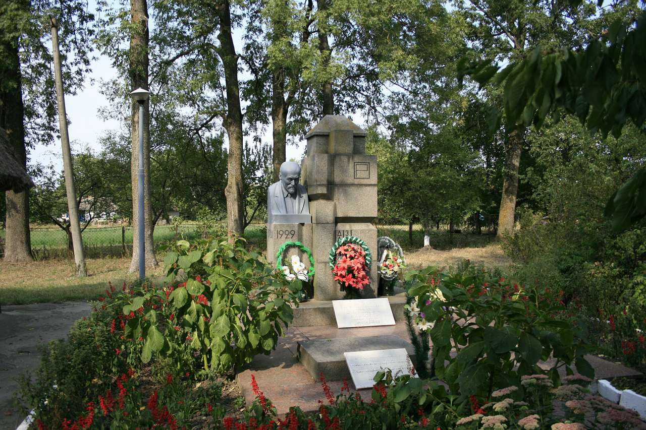 музей-садиба академіка Д. Заболотного - Заболотне