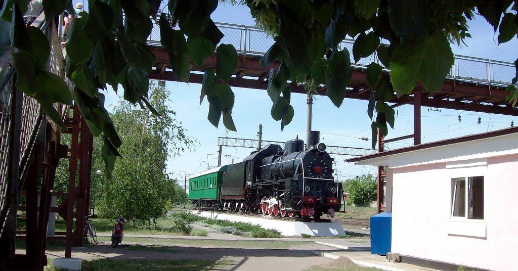 Помічна з panoramio.com - Pomichna