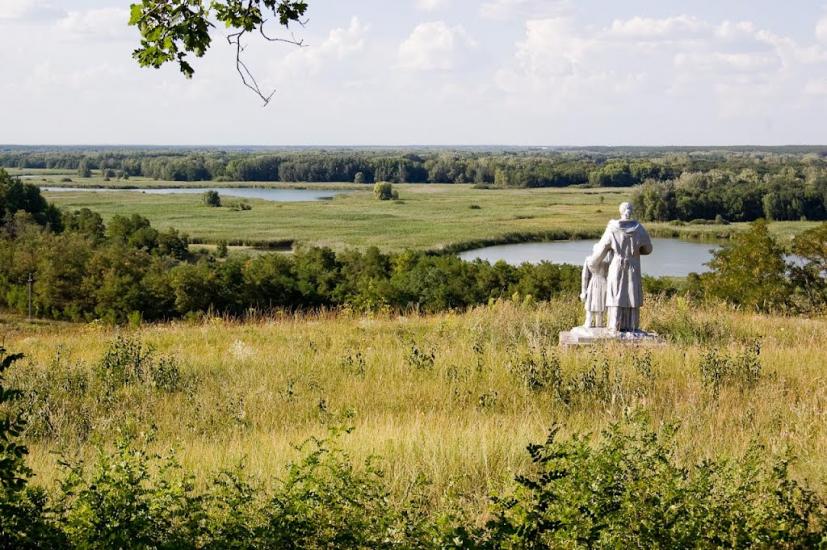 Червона Гірка з panoramio.com - Chervona Girka