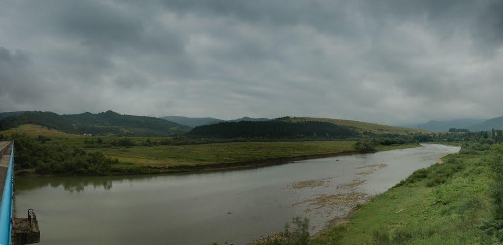 Рибник з panoramio.com - Rybnyk