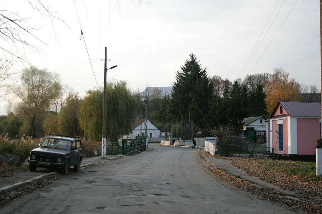 Давнє місто - Любар