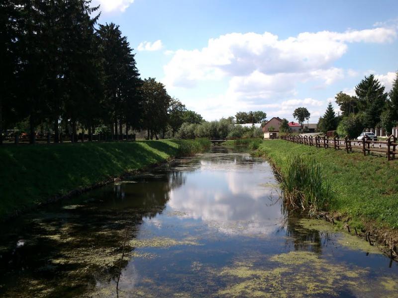 Буців з panoramio.com - Буцов
