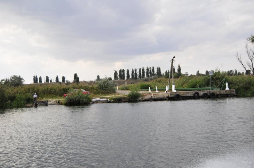 Дніпровське з panoramio.com - Дніпровське