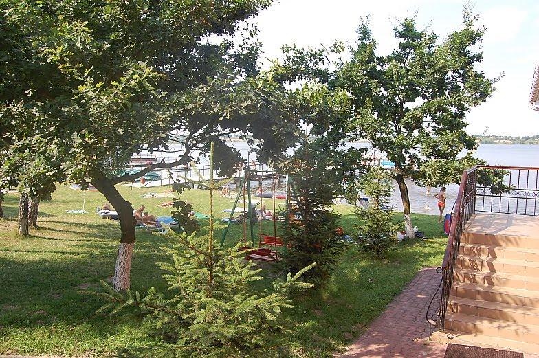 Набережне з panoramio.com - Набережне