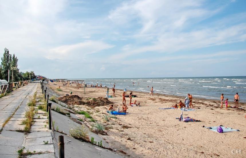 Геніченська Гірка з panoramio.com - Геническая Горка