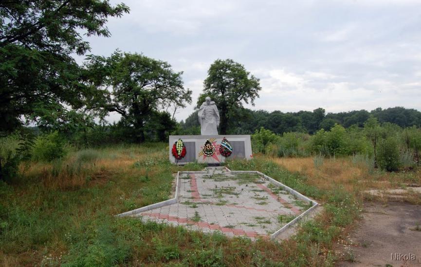 Нижнє з panoramio.com - Nyzhnye