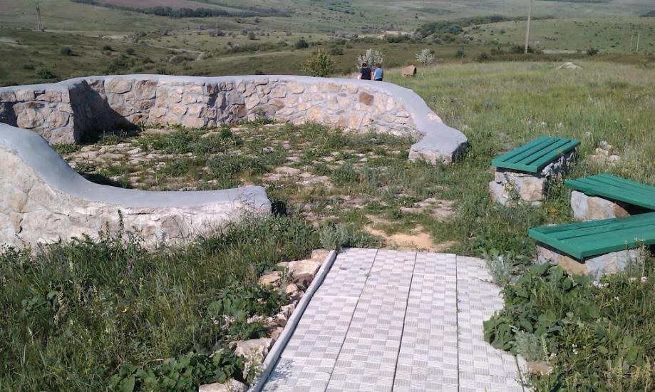 Рози Люксенбург з panoramio.com - Новое Шахово
