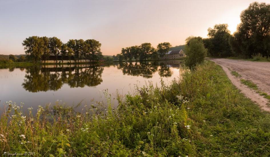Лошнів з panoramio.com - Лошнев