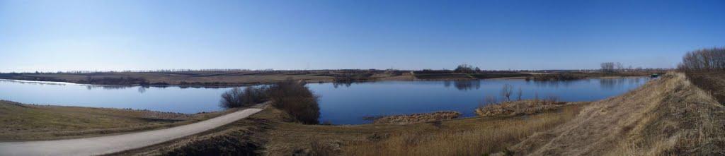 Рогізне з panoramio.com - Рогозное