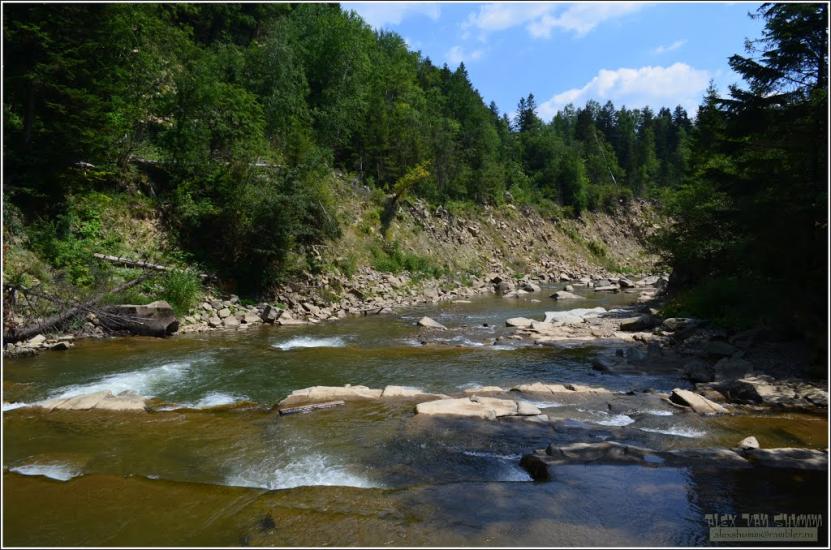 Новий Мізунь з panoramio.com - Novyy Mizun