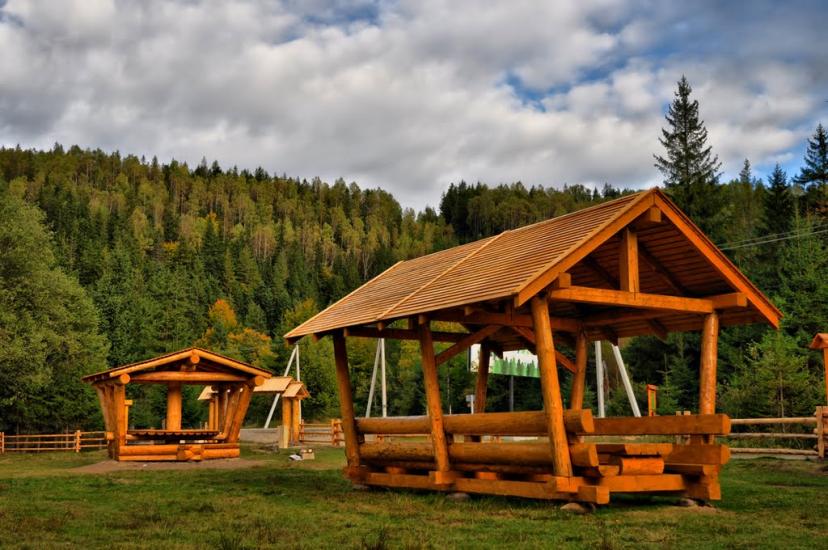 Кузьминець з panoramio.com - Кузьминець