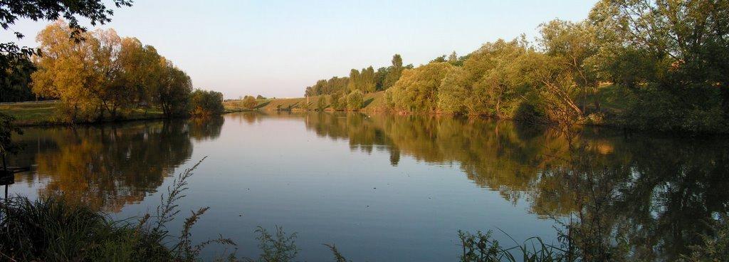 Остапівка з panoramio.com - Остаповка