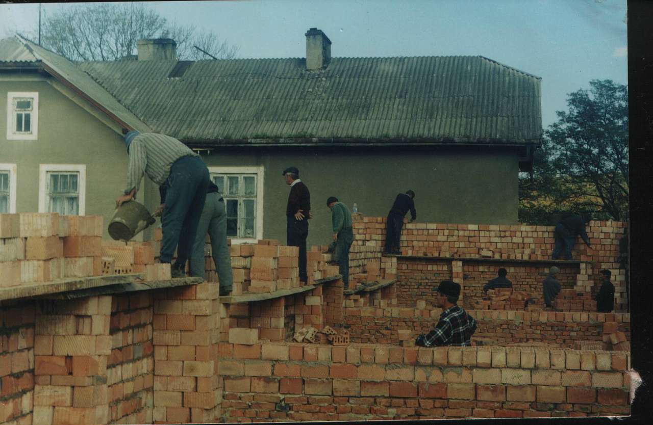 школа - Опришени