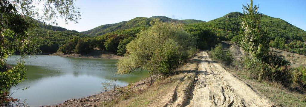Багата Ущелина з panoramio.com - Багатое Ущелье