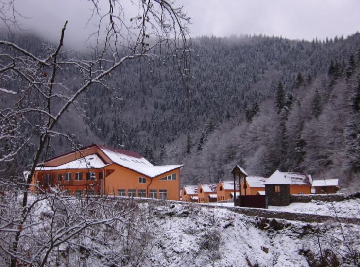 Усть-Чорна з panoramio.com - Усть-Чорна