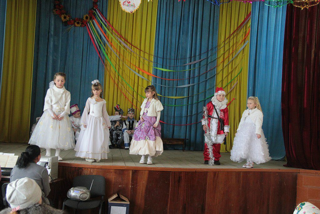 Новогодний школьный карнавал 2013 - Turyatka