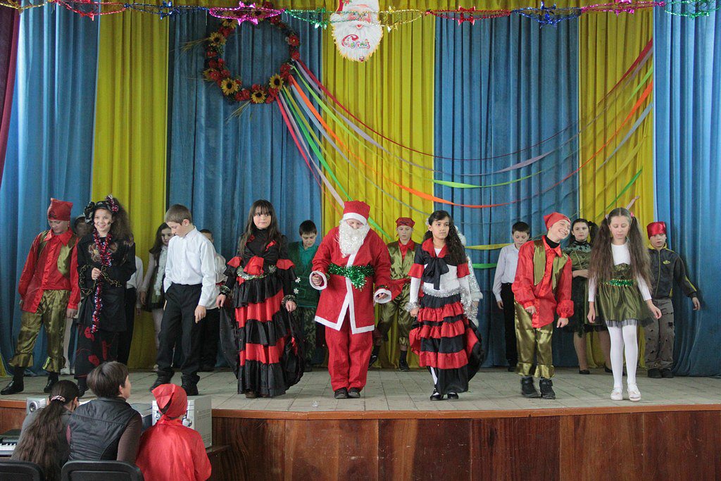 Новогодний школьный карнавал 2013 - Turyatka