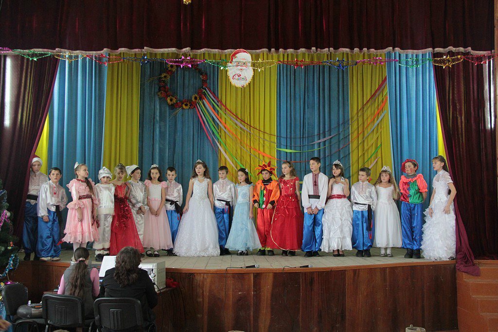 Новогодний школьный карнавал 2013 - Turyatka