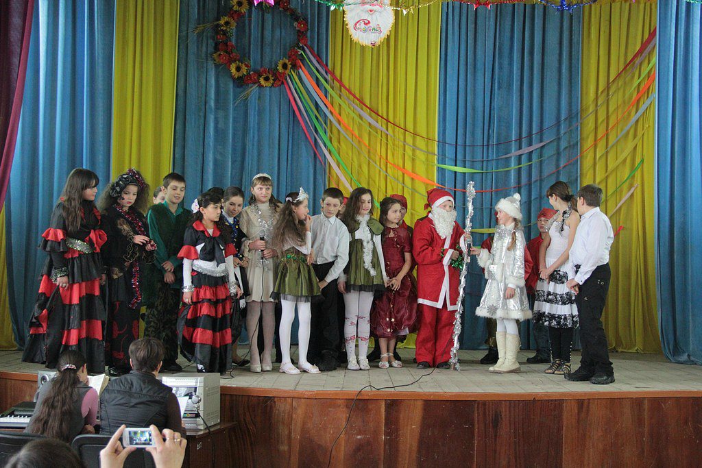 Новогодний школьный карнавал 2013 - Turyatka