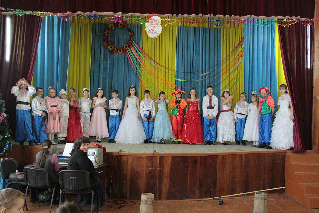Новогодний школьный карнавал 2013 - Turyatka