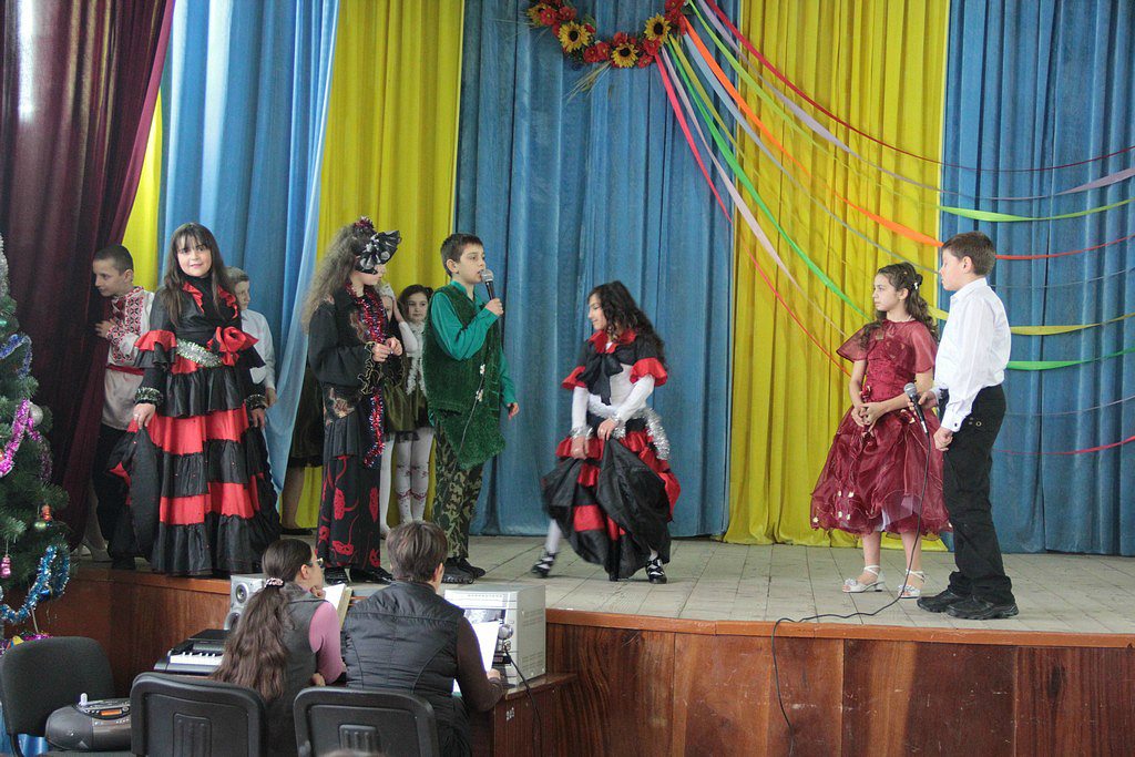 Новогодний школьный карнавал 2013 - Turyatka
