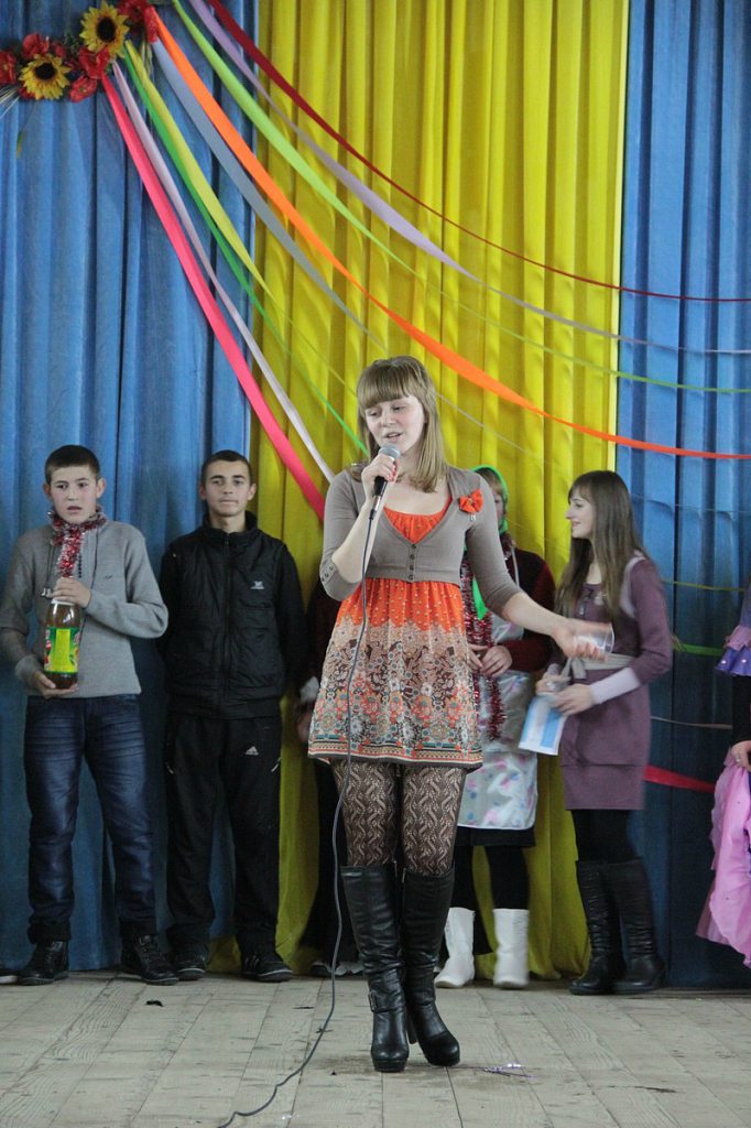 Новогодний школьный карнавал 2013 - Турятка