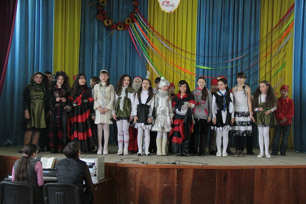 Новогодний школьный карнавал 2013 - Turyatka