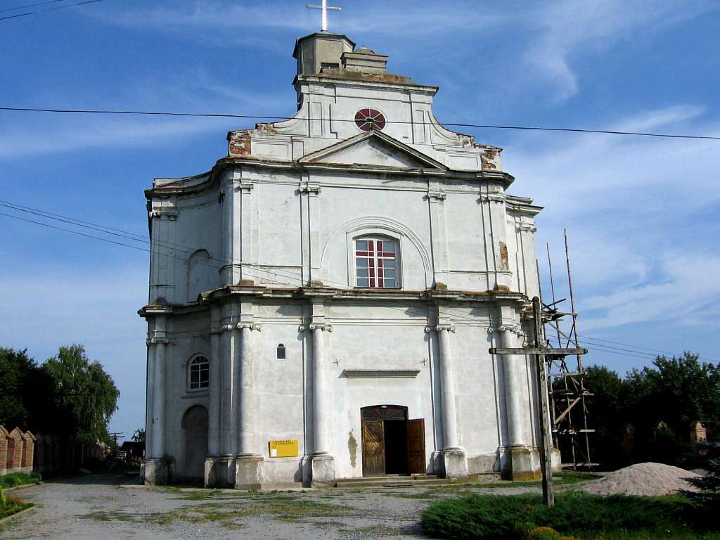 Візитівка містечка- Костел Архангела Михаїла - Любар