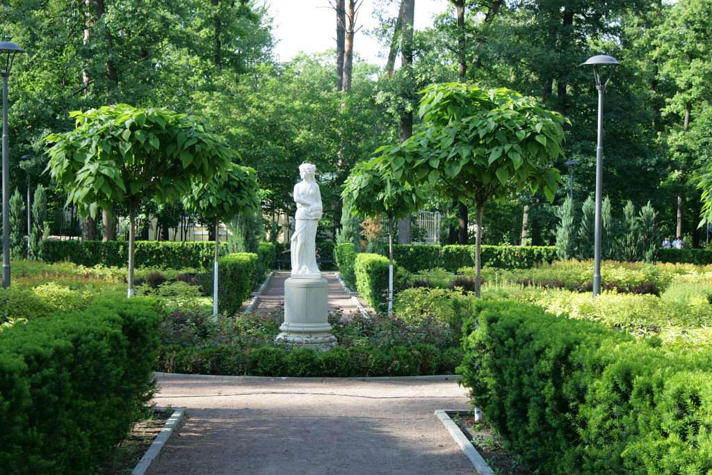 Сучасне місто - Буча