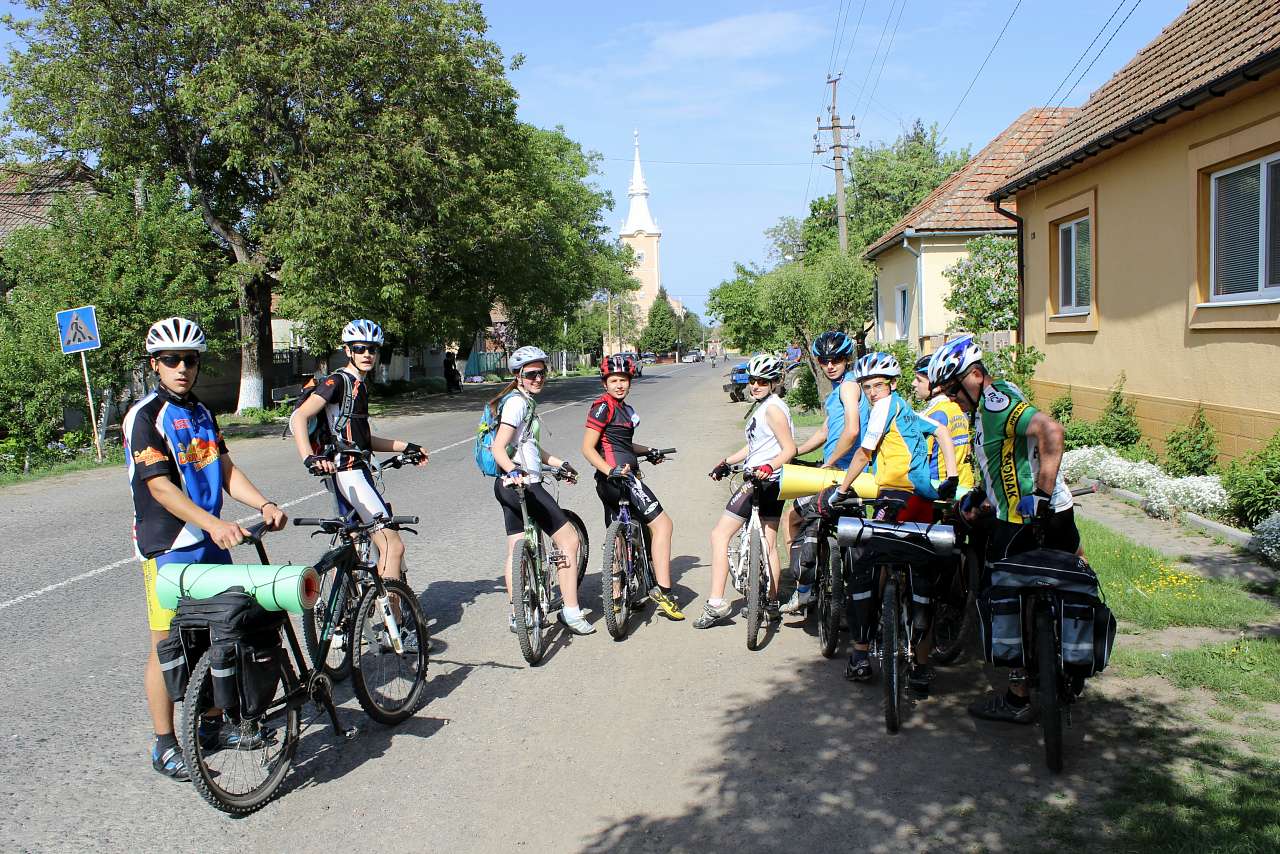 село Чомонин Мукачівського району - Чомонин
