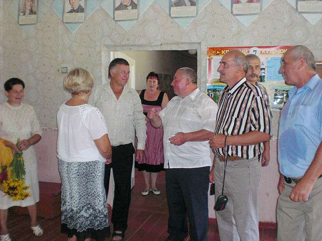 Зустріч класу-35р.(О.Лисиця-з однокласників) - Бірківка