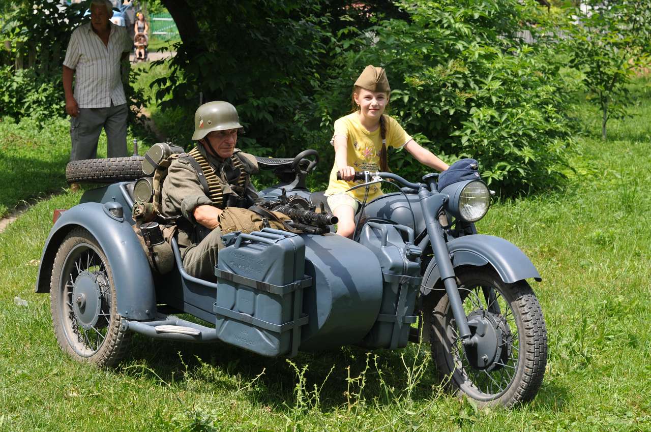Відтворення бойових дій в с. Куніві - Кунів