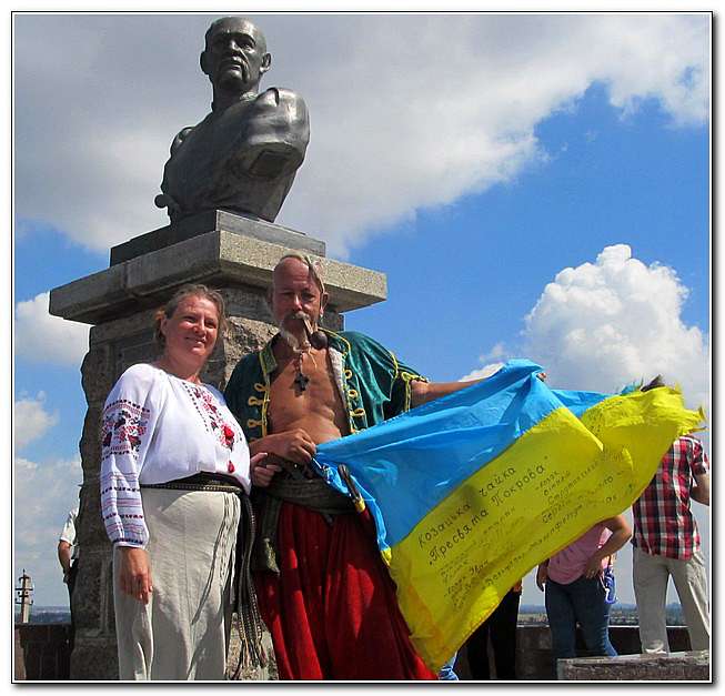 СЕРПНЕВІ ГОСТИНИ У ІВАНА СІРКА - Капулівка