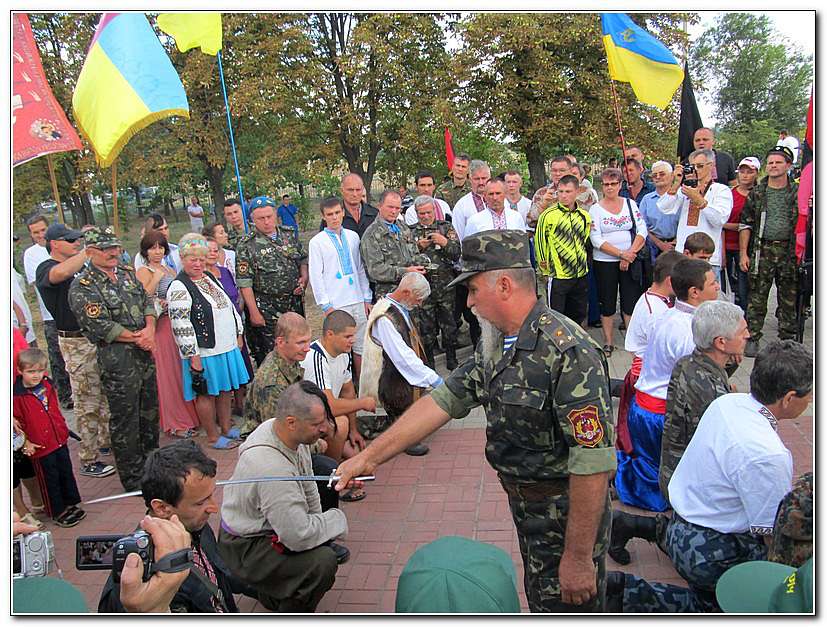 СЕРПНЕВІ ГОСТИНИ У ІВАНА СІРКА - Капулівка