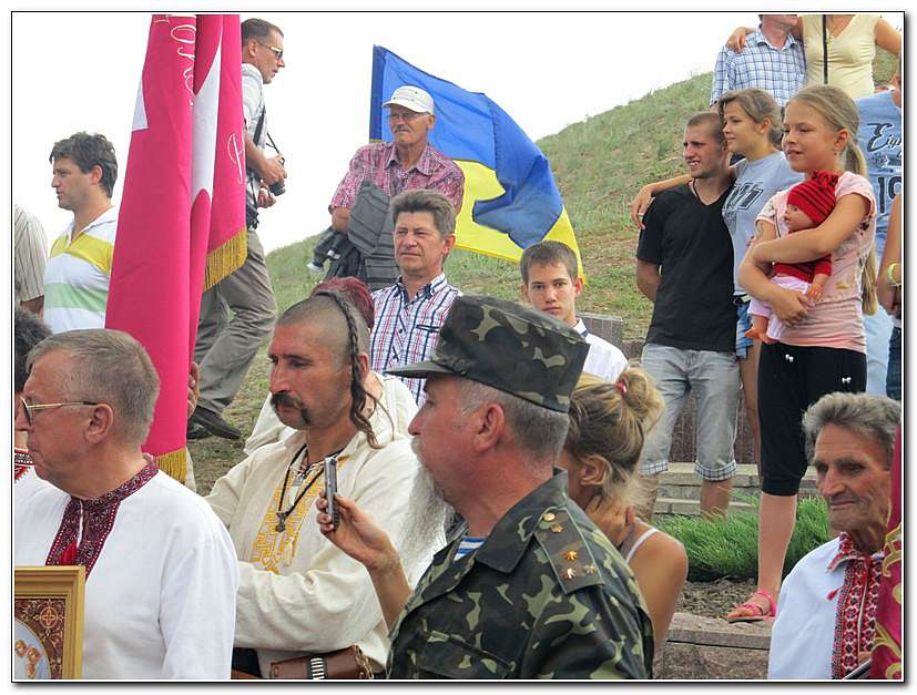 СЕРПНЕВІ ГОСТИНИ У ІВАНА СІРКА - Капулівка