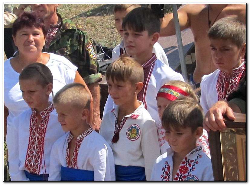 СЕРПНЕВІ ГОСТИНИ У ІВАНА СІРКА - Капулівка