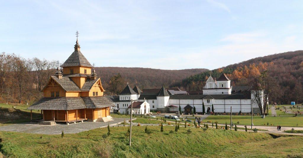 Унів з panoramio.com - Унив
