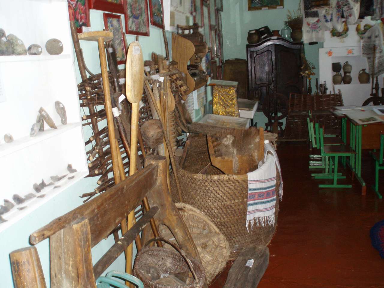 МАЙКІВ - Майков