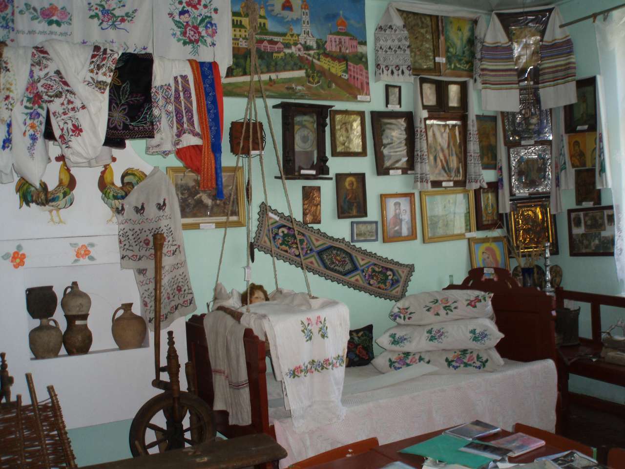 МАЙКІВ - Майков