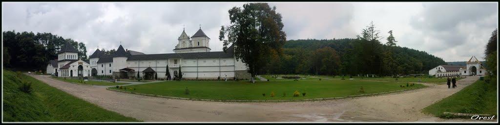 Унів з panoramio.com - Унив