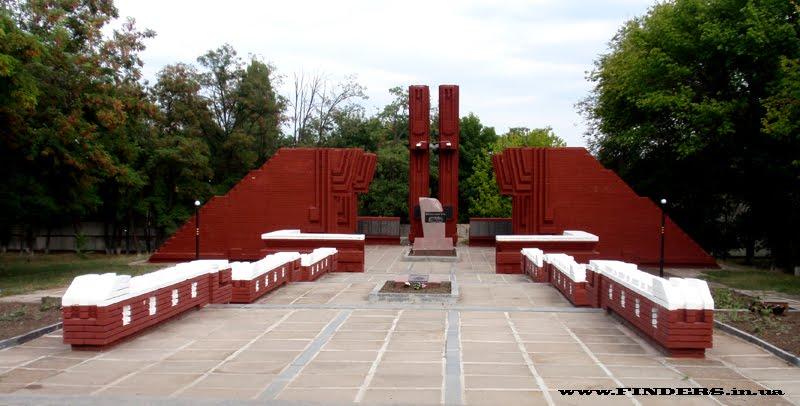 Військове з panoramio.com - Військове