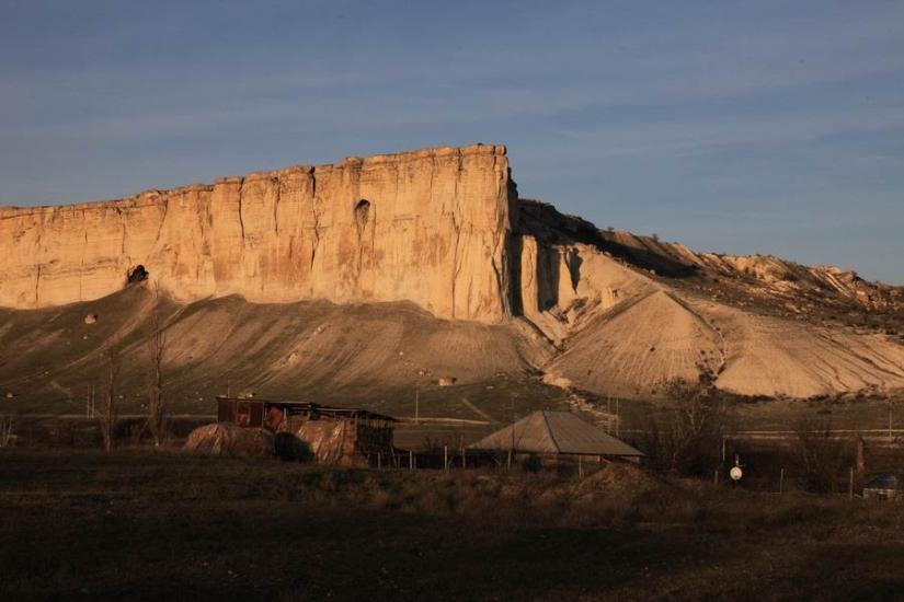 Біла Скеля з panoramio.com - Bila Skelya