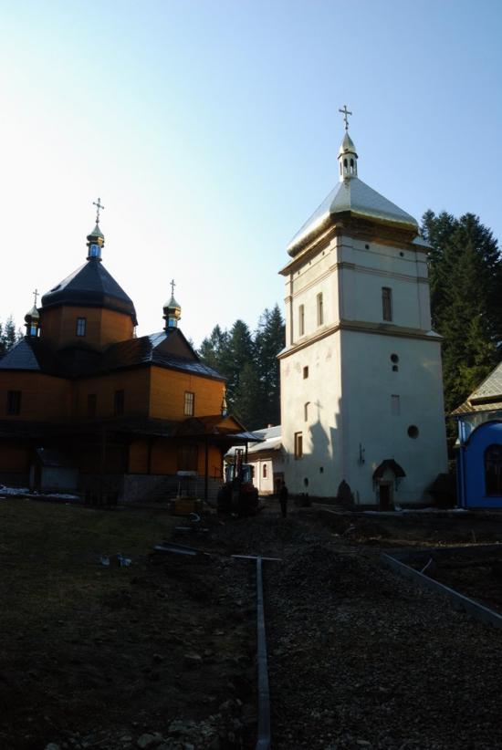 Манява з panoramio.com - Манява